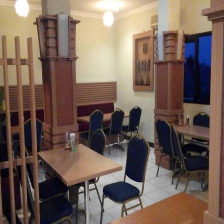 Hotel Cihampelas 1 Бандунг Екстер'єр фото