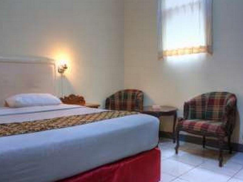 Hotel Cihampelas 1 Бандунг Екстер'єр фото
